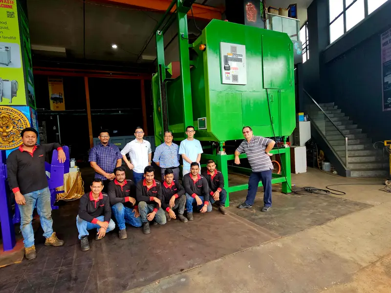 Maxiton team